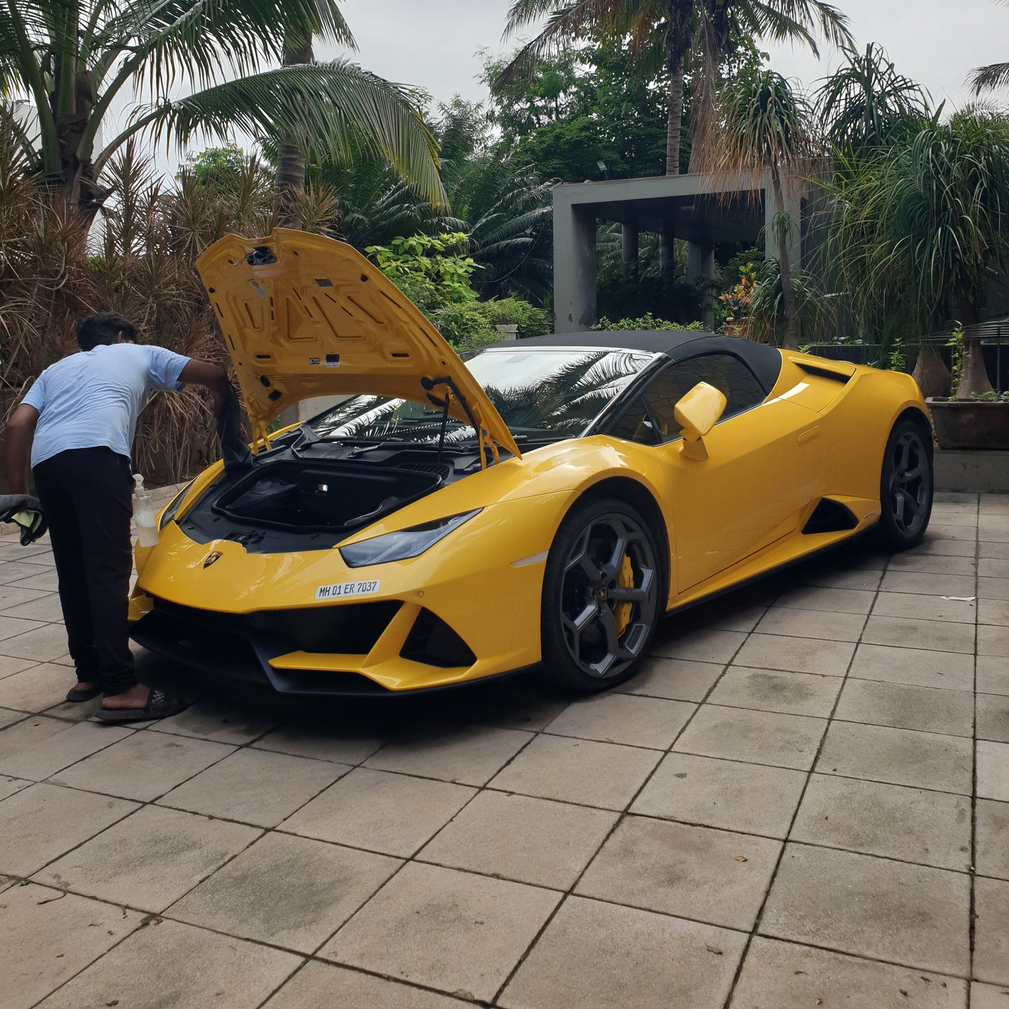 Doorstep Car Cleaning Service (Monthly Subscription)